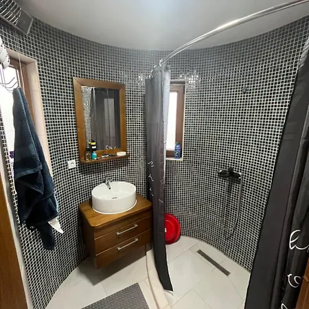 Una, On River Bank *