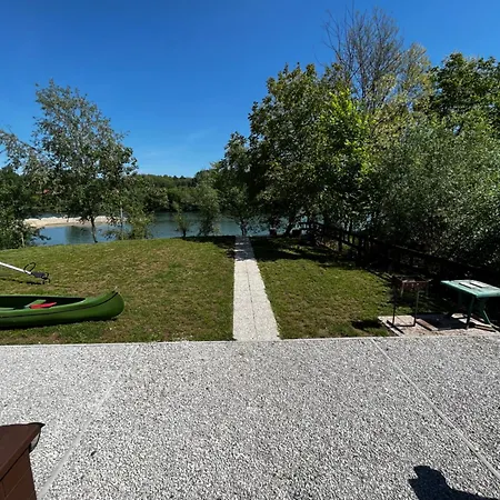 Una, On River Bank Holiday home