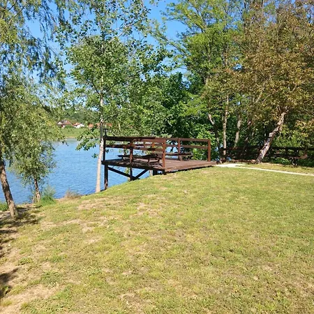 Una, On River Bank
