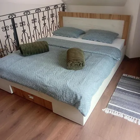 Una, On River Bank Tatil Evi Spilja